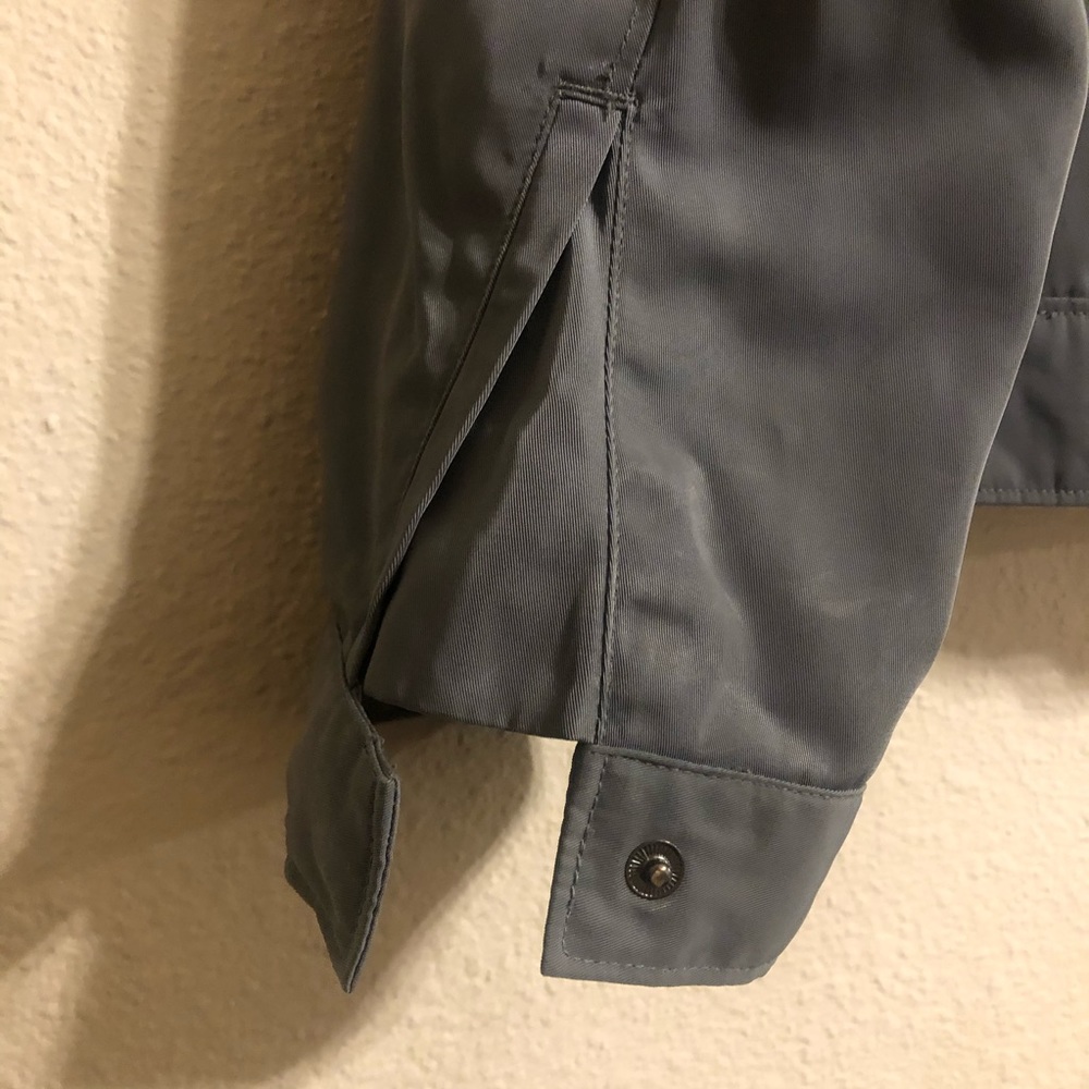 Calvin Klein Reflective‎ medium weight Jacket - Picture 5 of 15
